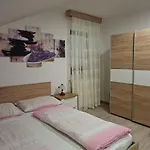 Lavanda 4 * Njivice