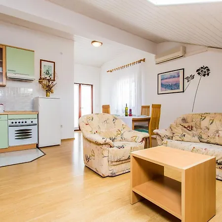 Apartment Lavanda 4