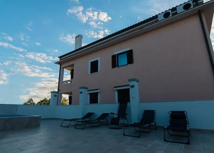 Lavanda 4 * Njivice