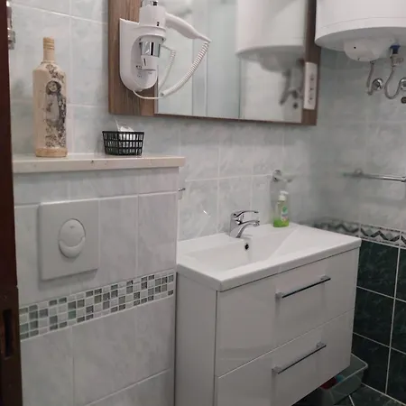 Lavanda 4 * 奈维斯